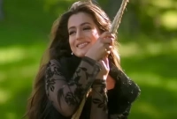 তিন মিনিট থেকেই অনুষ্ঠান ত্যাগ, মামলা খেলেন নায়িকা আমিশা প্যাটেল