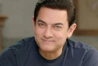 ছবির ক্ষেত্রে মায়ের যে মতামতকে অক্ষরে অক্ষরে মেনে চলেন আমির খান