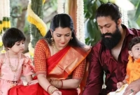 'এসব পণ্য মানুষের জন্য ক্ষতিকর', কোটি টাকার বিজ্ঞাপন ফেরালেন যশ