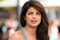 যে প্রশ্ন দেখা দিল প্রিয়াঙ্কা চোপড়াকে নিয়ে!