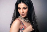 রুক্মিণীকে নিয়ে নতুন এক শোরগোল!