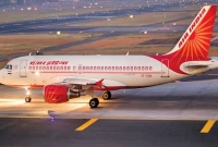 দেরি করে আসায় উড়তে দেওয়া হলো না বিমানে, এরপরেই ঘটে যায় কাণ্ড!