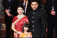 যে কঠিন পরিস্থিতির মুখোমুখি হয়েছিলেন ঐশ্বর্য-অভিষেক