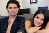 যে কারণে ড্যানিয়েলকে বিয়ে করেন সানি লিওন