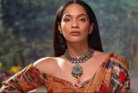 তারকাদের জীবন যাপন নিয়ে চমকে যাওয়া তথ্য দিলেন পোশাকশিল্পী মাসাবা!