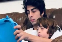 আরিয়ান কাণ্ডে হইচই সোশ্যাল মিডিয়ায়!