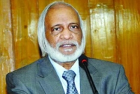  দ্রুত হাসপাতালে নেওয়া হয় বিএনপি নেতা মঈন খানকে