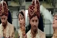 বিয়ের দিনে নববধূর অদ্ভুত কান্ড দেখে চমকে গেলেন সবাই!