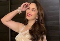 যা জীবনে প্রথমবার করতে যাচ্ছেন মাধুরী?