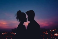 বয়স্ক পুরুষরা কেন কমবয়সি মেয়েদের প্রেমে পড়েন, জানুন