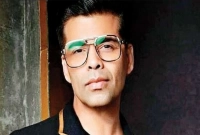 বিতর্কের মাঝে এবার মুখ খোললেন করণ জোহর