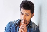 বিবাহিত পুরুষ আর প্রেমিকদের ১টি জরুরি ‘টিপস’ দিলেন বরুণ