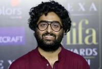 গ্যাংস্টারদের ৫ কোটি দাবি, প্রাণ বাঁচাতে যা করতে বাধ্য হন অরিজিৎ সিং 