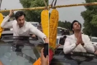 ছবির প্রচারে এসে অভিনব আপ্যায়ন পেলেন রণবীর!