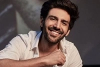 ‘ভুল ভুলাইয়া ২’ সাফল্যের পর এবার যে সিদ্ধান্ত  নিলেন কার্তিক আরিয়ান