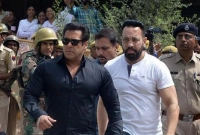 সালমানের নিরাপত্তা নিয়ে চিন্তিত মহারাষ্ট্র সরকারের নতুন সিদ্ধান্ত