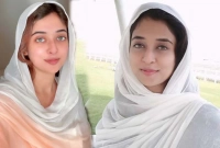 হজ পালনে সৌদি যাচ্ছেন নায়িকা নিশাত