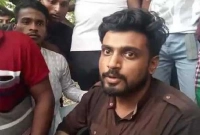 ফাঁদ পাতলেন ভারতীয় প্রেমিকা, অল্পের জন্য রক্ষা পেলেন বাংলাদেশি প্রেমিক!