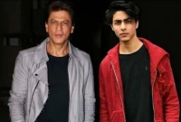 ছেলে আরিয়ানকে রাতে ঘুম পাড়িয়ে দেন শাহরুখ খান