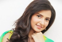 বাংলাদেশে প্রথম কাজ করেই এক বাজে অভিজ্ঞতা হয়েছে: শুভশ্রী