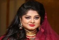 এবার ইনস্টাগ্রামে যা লিখলেন নায়িকা মৌসুমী