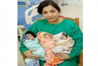 একসঙ্গে ৩ সন্তানের জন্ম দিলেন আরেক নারী, সুস্থ্য আছেন সকলেই