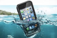 হঠাৎ মোবাইল পানিতে ভিজে গেলে সঙ্গে সঙ্গে যা করতে হবে