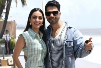 বিয়ে নিয়ে কিয়ারাকে জরুরী কয়েকটি পরামর্শ দিলেন বরুণ ধাওয়ান