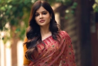 প্রেম দিয়ে সবার মন ভরাতে আসছেন মধুমিতা