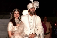 বিয়ের দুই মাস না পেরোতেই এ কি বললেন রণবীর