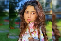 আমি না বুঝে, খুব সহজেই মানুষকে ভালবেসে ফেলি: জাহ্নবী