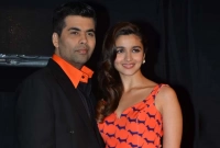 আলিয়া যখন খবরটি শোনান, কেঁদে ফেলেছিলেন করণ জোহর