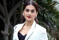 তাপসীর আক্ষেপ প্রকাশ