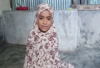 মাত্র ৬ মাসে পবিত্র কুরআন মুখস্থ করল শিশু আবেদা