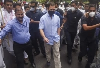 দিল্লি থেকে আটক রাহুল গাঁন্ধী