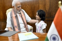 অহনার সঙ্গে মোদির কথপোকথন নিয়ে হাসির রোল