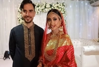 প্রেমের টানে এবার যুক্তরাষ্ট্রের ফ্লোরিডার ছেলে বাংলাদেশে, ইসলাম ধর্ম গ্রহণ করে বিয়ে