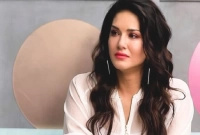 হঠাত্‍ কেন এই ইচ্ছা হলো সানি লিওনের?