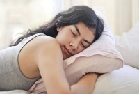 ৬ টি কাজ করা ঠিক নয় সকালে ঘুম থেকে উঠে!