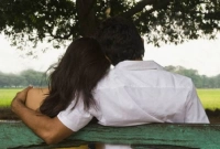 যেকারণে কারণে বিবাহিত নারীর প্রেমে পড়েন পুুরুষেরা!