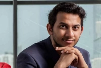 কলেজ ছেড়ে ব্যবসা, মাত্র ৫ বছরেই ৭০ হাজার কোটি টাকার মালিক!