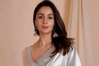 বিশ্রী পরিস্থিতির মুখোমুখি আলিয়া!