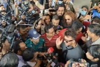 ভক্তদের জন্য বেশ কয়েকটি সুখবর নিয়ে দেশে এসেছেন শাকিব