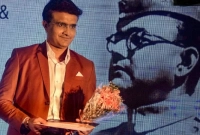 প্রকৃত নেতার মধ্যে দুটি সিদ্ধান্ত নেয়ার ক্ষমতা থাকে: সৌরভ