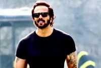 নতুন ঘোষণা করলেন রোহিত শেট্টি