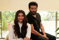 মা হলেন সোনম, খুশিতে আত্মহারা অনিল কাপুর