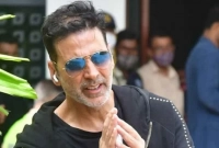 এটা না করলে আমাদের বলিউড একেবারে ডুবে যাবে: অক্ষয়