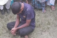 একসঙ্গে খাবার খেলেন দুই বন্ধু,তারপর কু'পিয়ে হ'ত্যা!