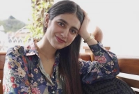 নতুন চমক নিয়ে ফিরছেন প্রিয়া প্রকাশ