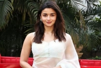 এত চার্মিং লাগার গোপন রহস্য কী? যা জানালেন আলিয়া ভাট